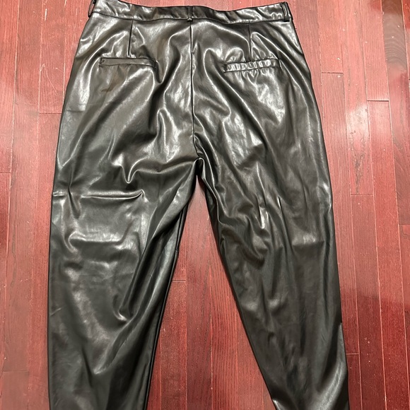 Plus size leather pants - Picture 3 of 3